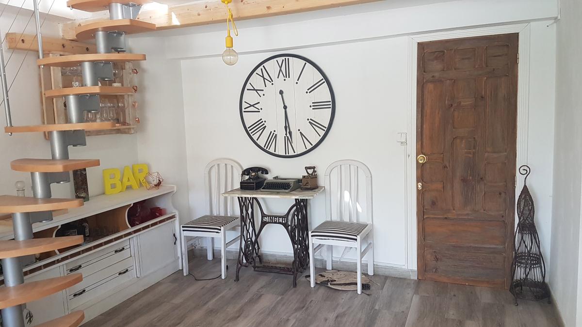 decoracion eclectica- rincon con mueble bar