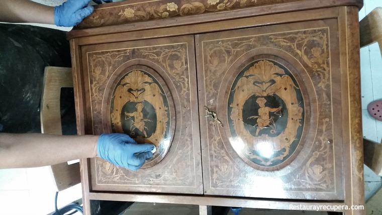 secreter_marqueteria_detalle1_limpieza_restaurayrecupera