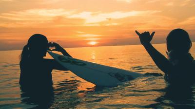 saludo hawaiano shaka surf