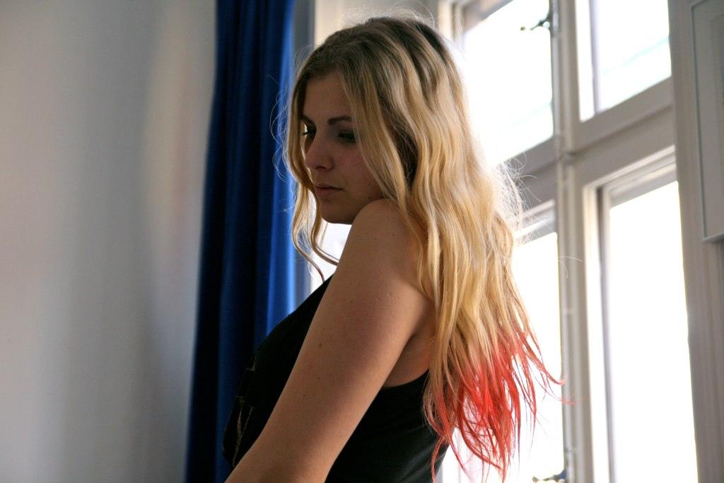 Dip Dye Hair puntas rojas