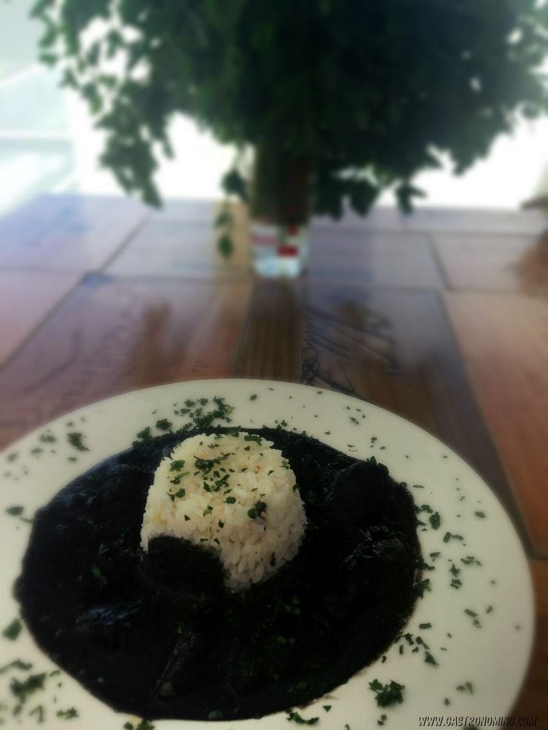 chipirones en su tinta