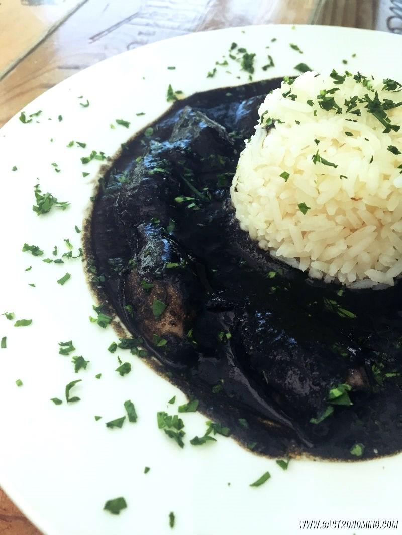 chipirones en su tinta