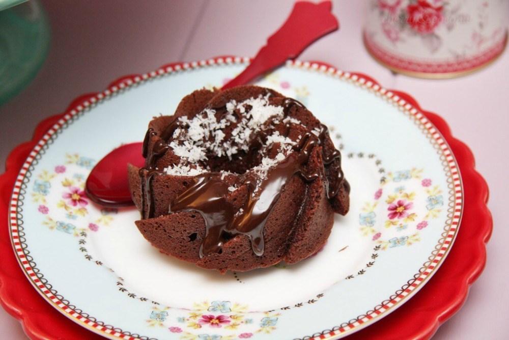 receta-mini-bundt-cakes-chocolate-facil
