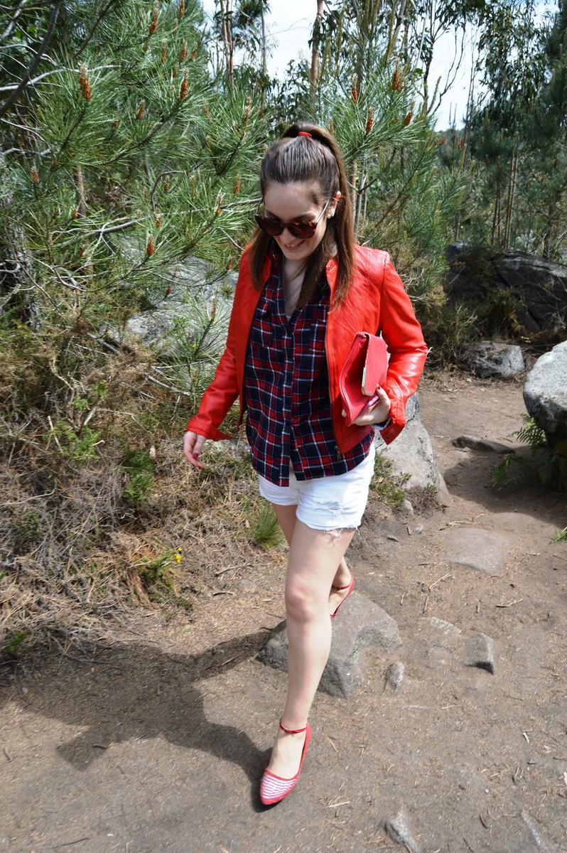 look-camisa-cuadros-2017-luz-tiene-un-blog-banco-Redondela (1)