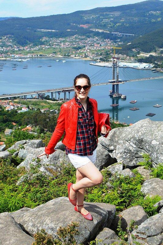 BANCO-REDONDELA-LUZ-TIENE-UN-BLOG (1)