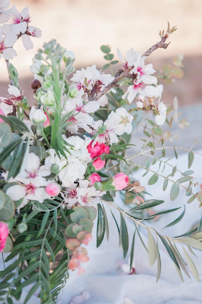 Una novia entre almendros