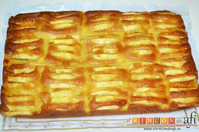 Bizcocho de manzana y crema pastelera