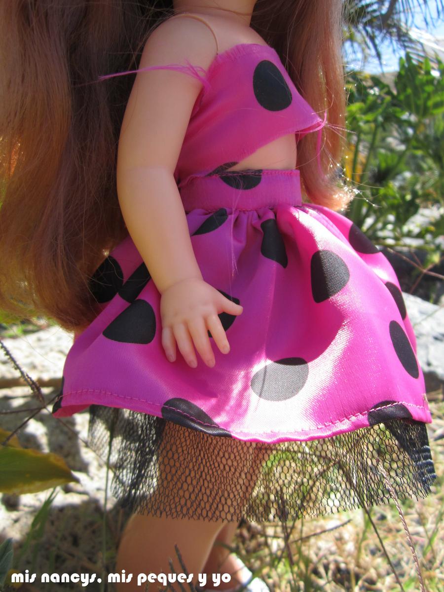 mis nancys, mis peques y yo, Tutorial falda fruncida con tul para Nancy y niñas, Nancy con su falda nueva