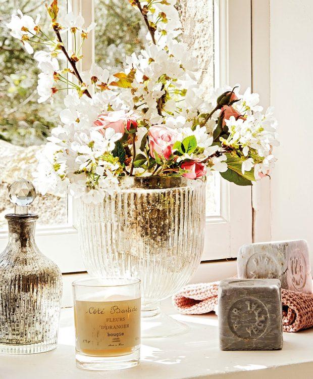 detalle_de_jarron_con_flores_y_jabones_1058x1280