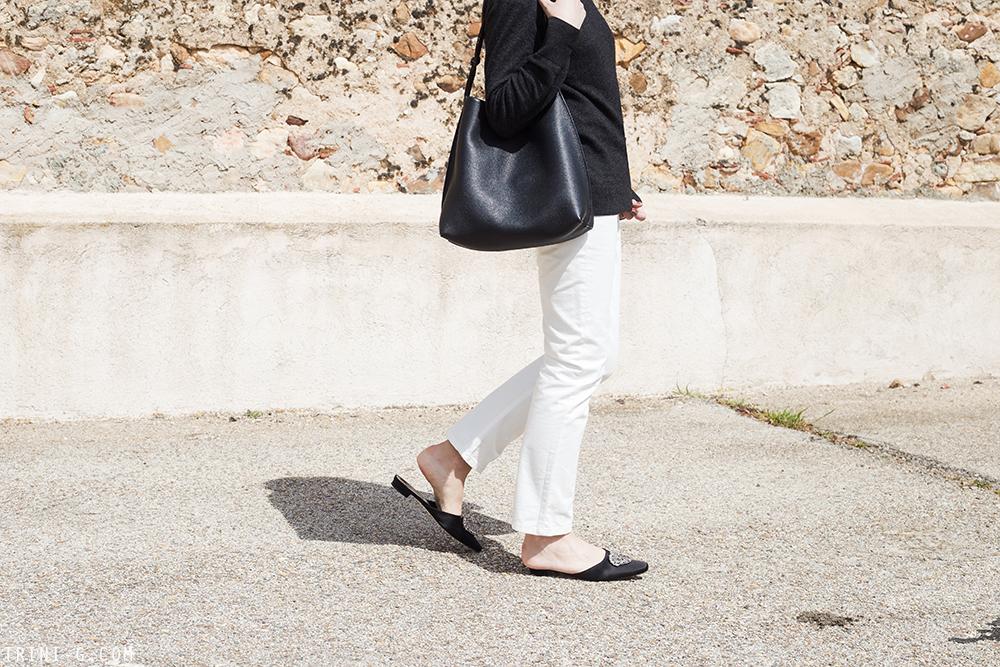 Trini | The Row jeans Manolo Blahnik slides