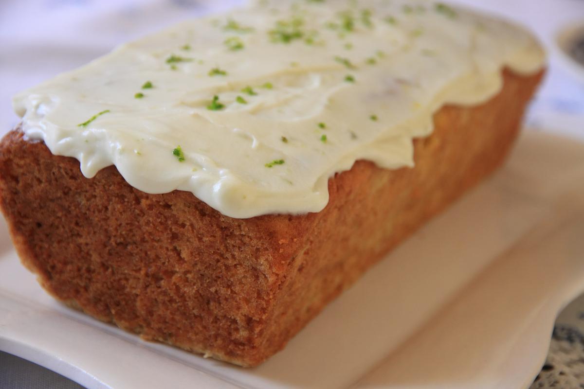 Cake de calabacín y lima