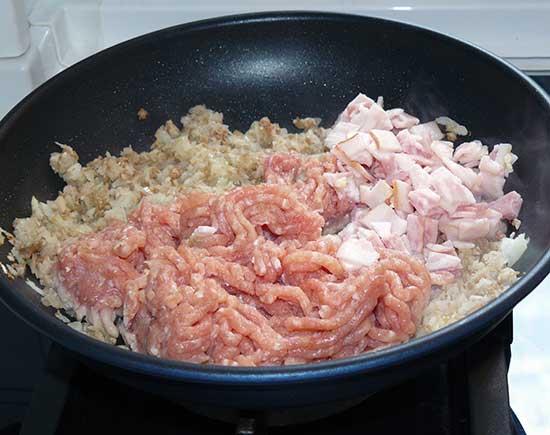 Champiñones rellenos de carne