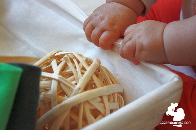 cesto de los tesoros manitas del bebé