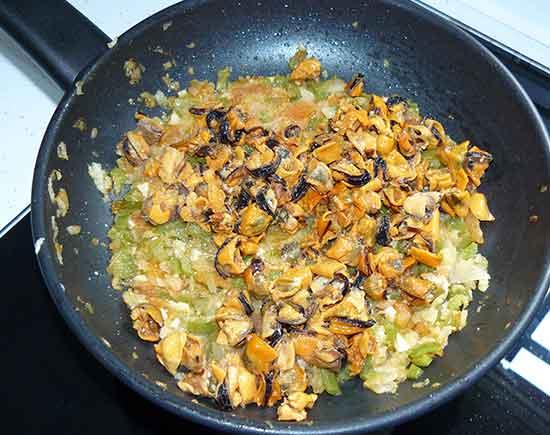 Mejillones rellenos o tigres