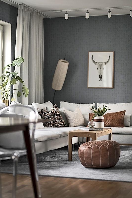 Paredes_de_papel_pintado_decoración_salón_contraste_colores