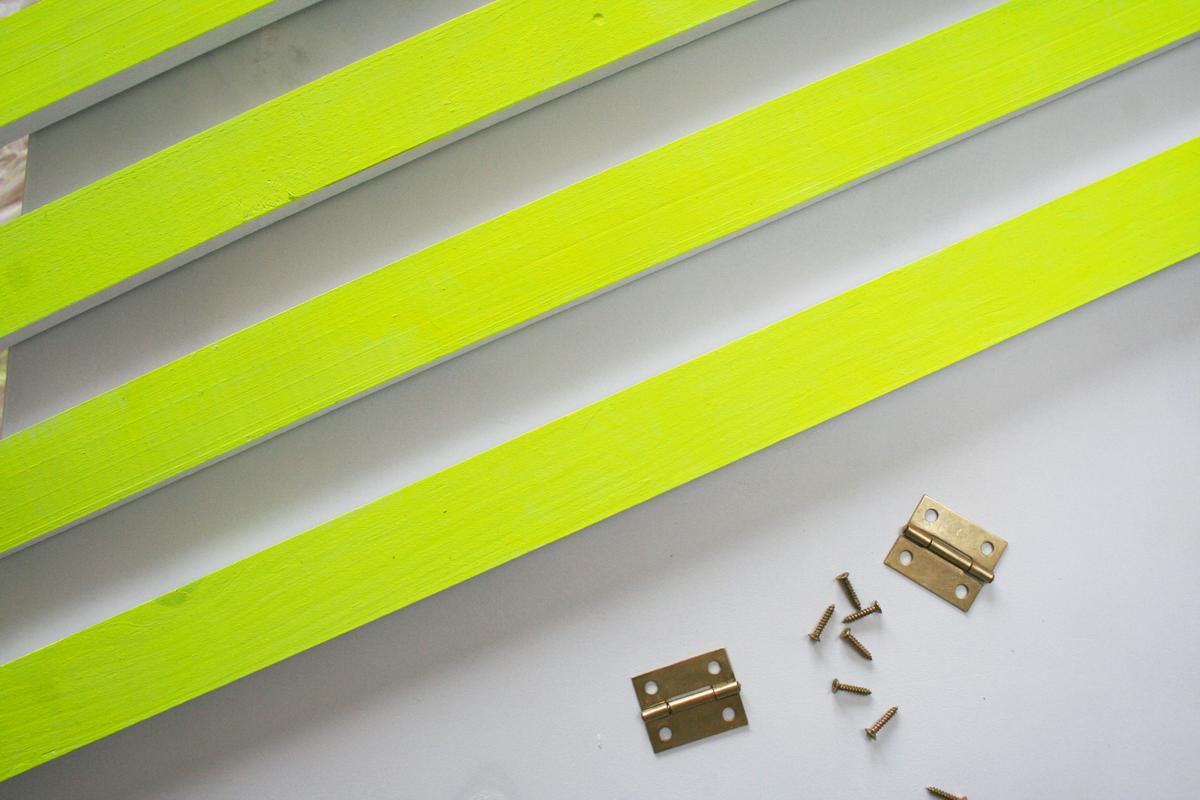 Escritorio reformado con pintura Fluor Paint La Pajarita. Fluor furniture. Muebles fluor. Desafío Handbox