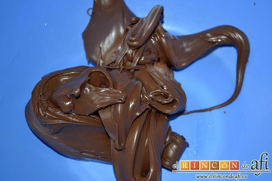 Brownie de Nutella, poner la Nutella en un bol