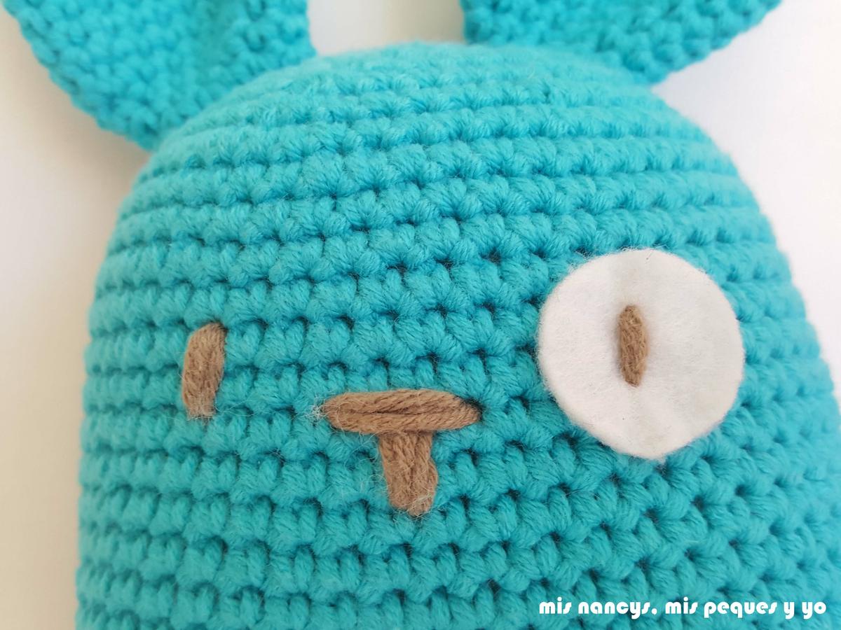 mis nancys, mis peques y yo, conejo bípedo amigurumi, detalle ojo