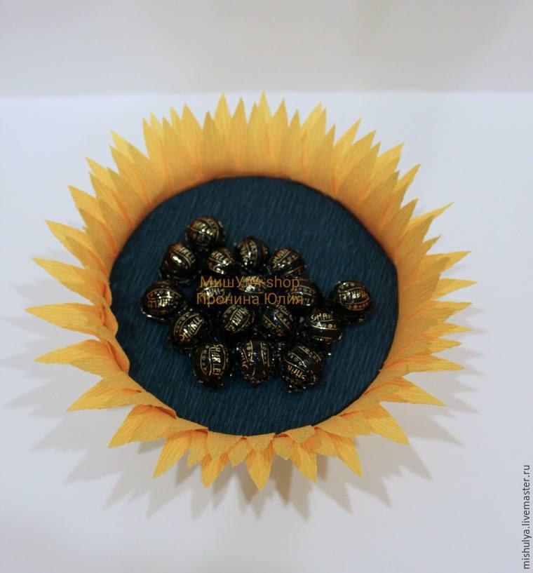 girasol de papel crepé