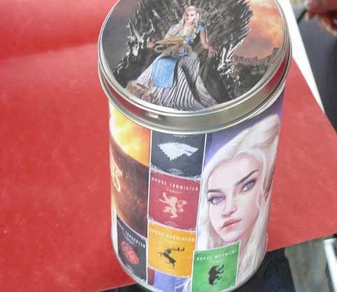 game-of-thrones,-bote--con-tapa-terminada-anagramas-casa-de-game-of-thrones