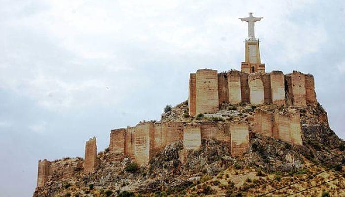  Castillo de Monteagudo