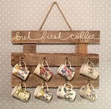 decoracion de cocinas con tazas de cafeeee