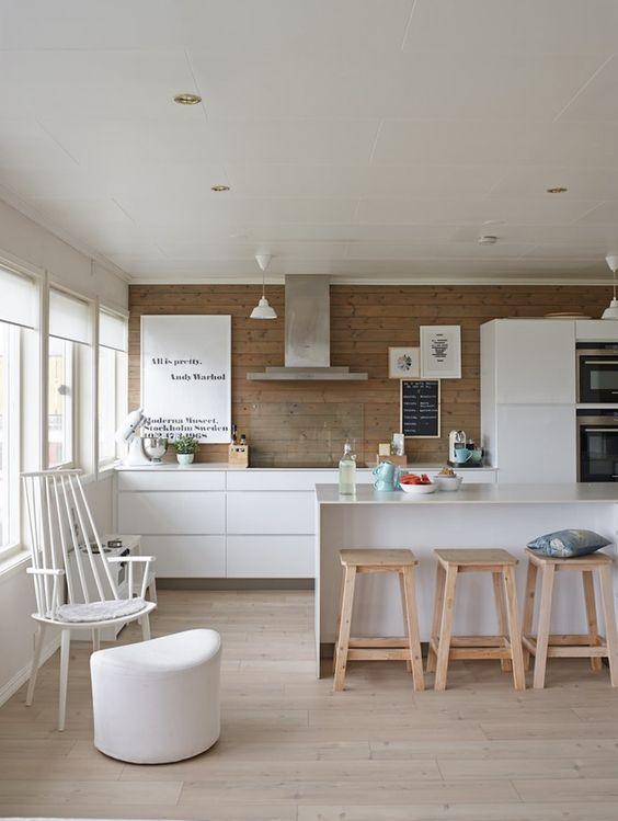 c56e85880a73415d6f13a276668fe301