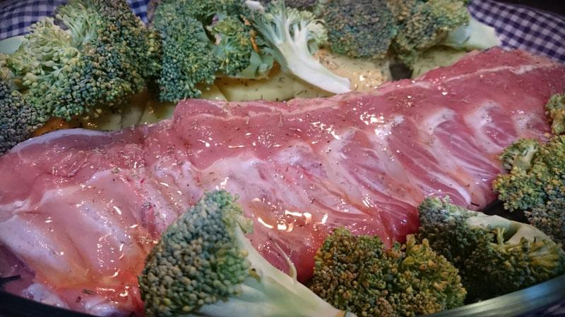 Carne de cerdo con brócoli