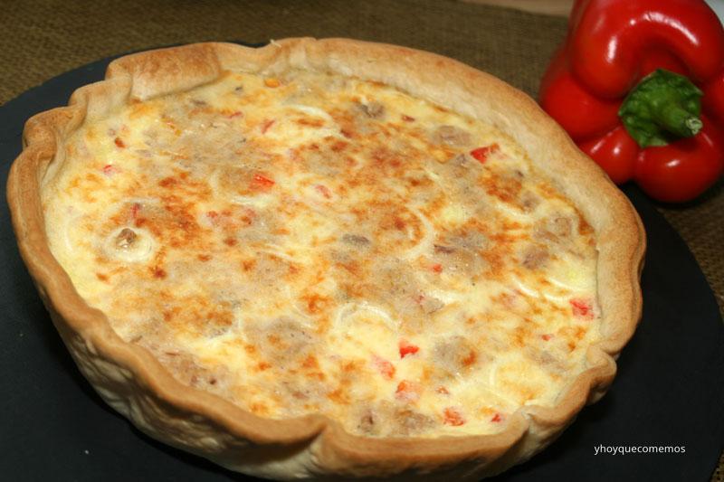 quiche de puerros, pimiento rojo y atun
