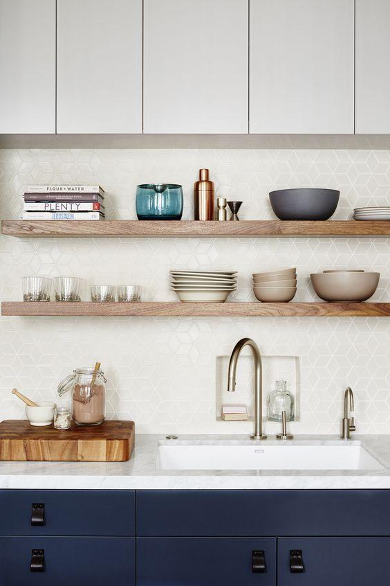 Contactanos a ventas@canterasdelmundo.com www.canterasdelmundo.com: 