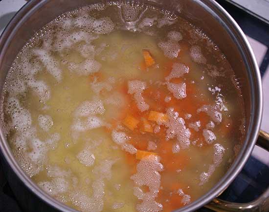 Tomates rellenos de ensaladilla