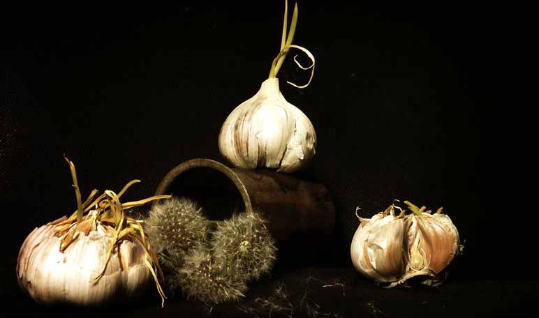 Cómo limpiar la garganta con remedios caseros