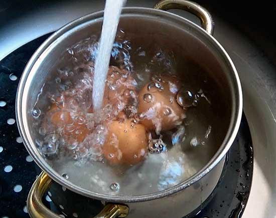 Cómo hacer un huevo duro perfecto