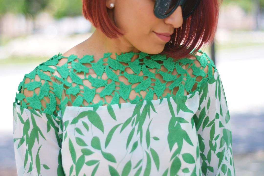 Detalles de blusa guipur