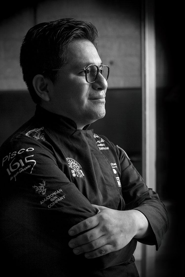 The-Market-Peru-Retrato-Nicky-Ramos-Las-mejores-cevicherías-de-Barcelona-by-Maria-Algara-Regas