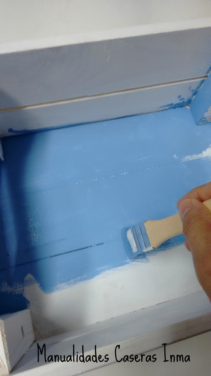 Manualidades Caseras Inma _Caja de madera_pintado por dentro