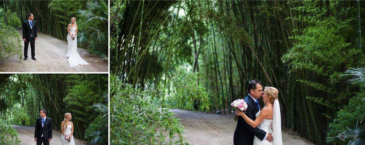 PEDIDA DE MANO Versión de Rocío Fue una sorpresa que no me esperaba para nada. Nunca imaginé que me iba a pedir que me casara con él!ni mucho menos!! Y se puso tan nervioso que hincó la rodilla y se le rompió el pantalón. Fue super gracioso. Imagínate mi reacción, entre la sorpresa y el ataque de risa al ver que se rompió el pantalón. Como no teníamos el equipaje cerca, se tuvo que amarrar en la pierna un pañuelo que llevaba en el cuello, parecía que le habían dado una cornada. El pobre pasó mucha vergúeza. 