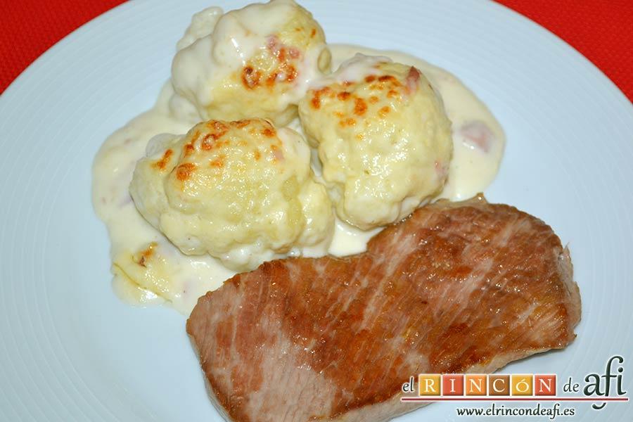Coliflor gratinada con lacón, sugerencia de presentación
