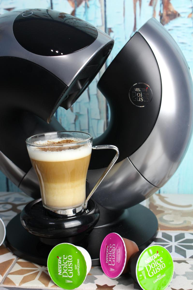 Frappuccino sin lactosa. Café frappé helado moka