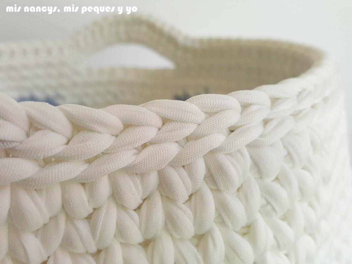 mis nancys, mis peques y yo, cesta y capazo de trapillo con nubes, detalle remate superior capazo