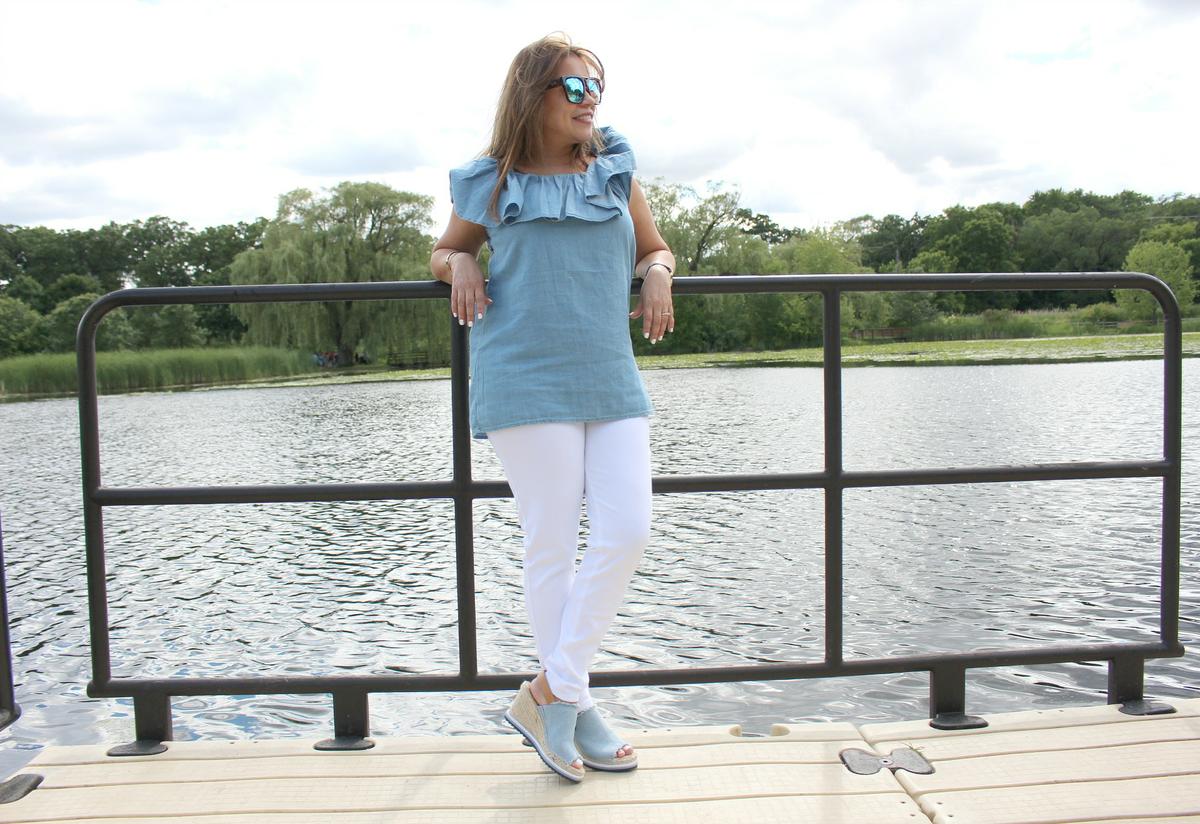 Como combinar pantalones blancos - lucir mas joven