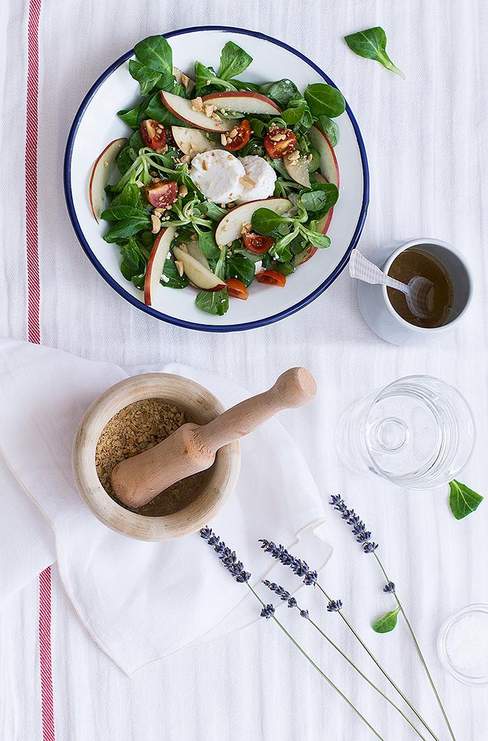 ensalada mediterránea-cacahuetes