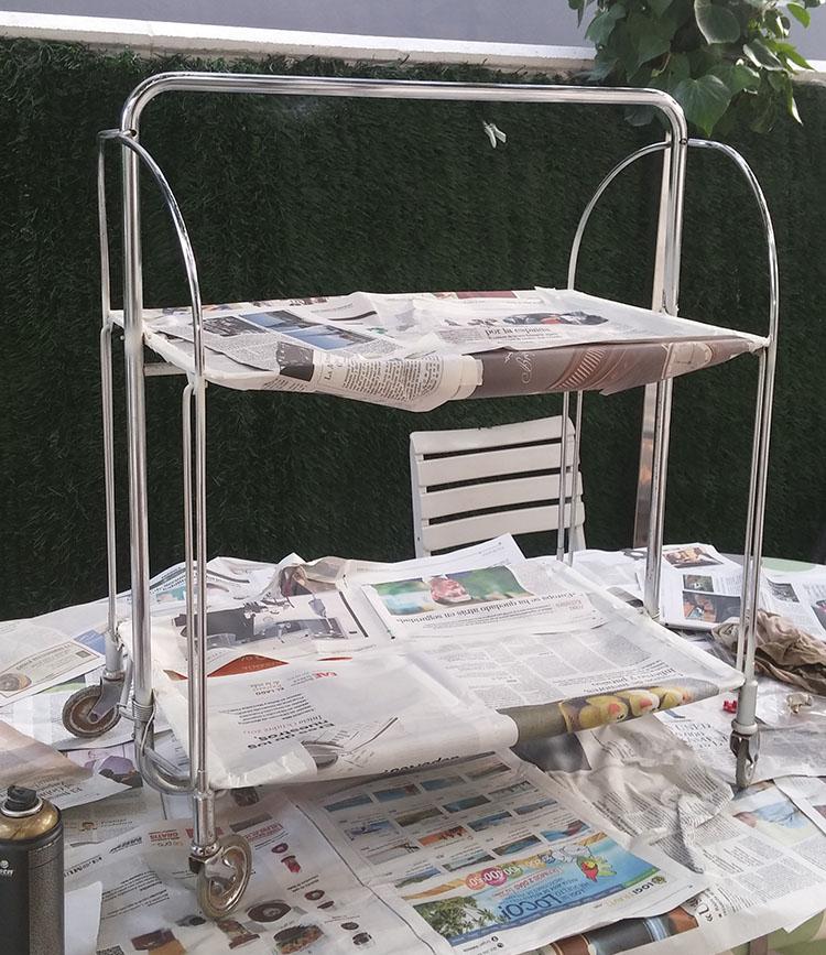 Decoración lowcost. Diy bandeja con ruedas