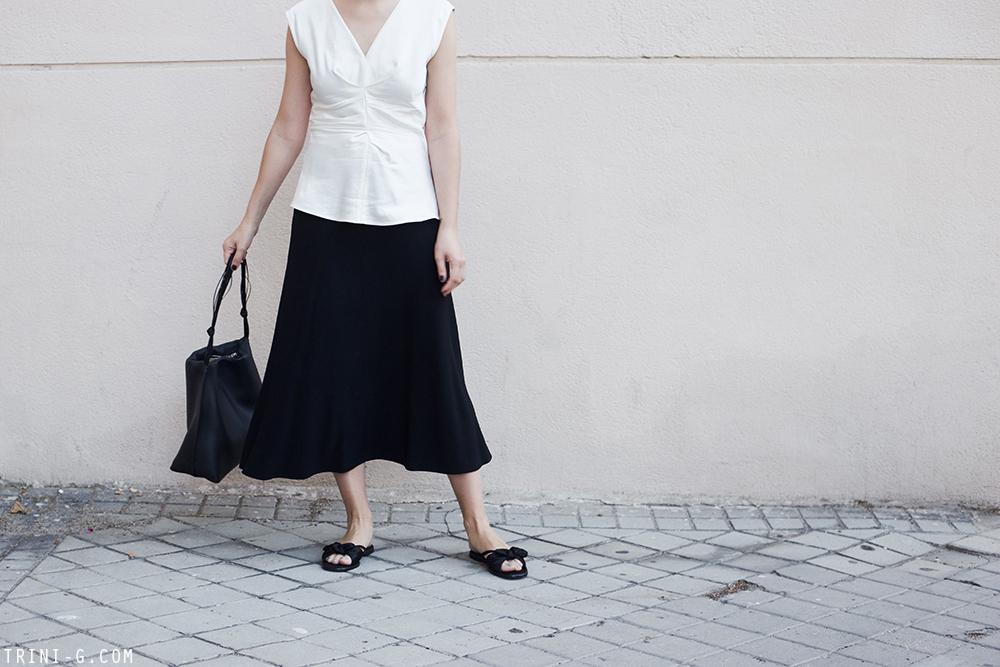 Trini |The Row skirt Isabel Marant top