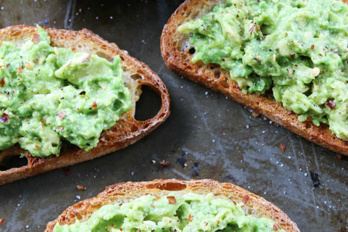 tostadas aguacate