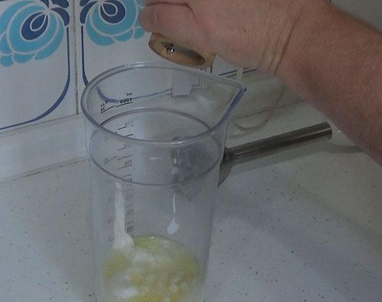 Salsa de yogur fácil y rápida