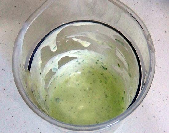 Salsa de yogur fácil y rápida