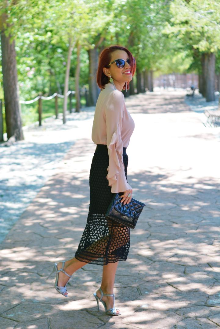 Falda midi troquelada