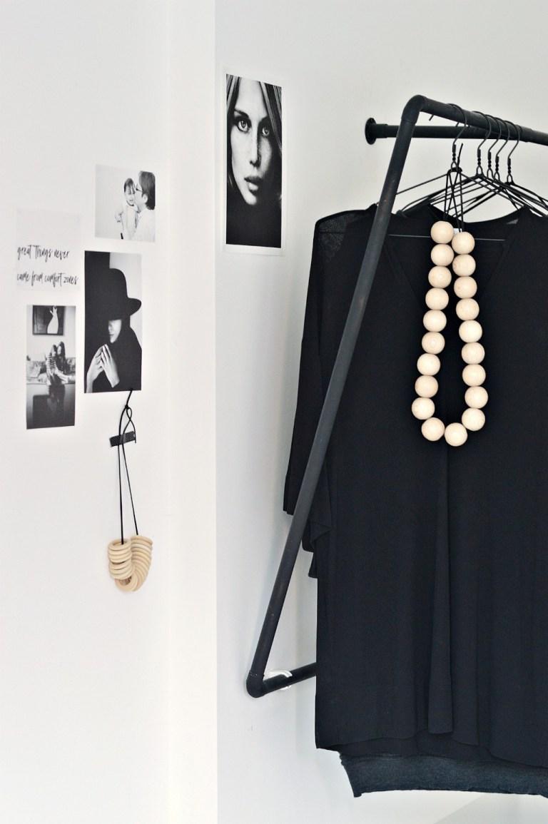 02 open-closet-system-for-bedroom