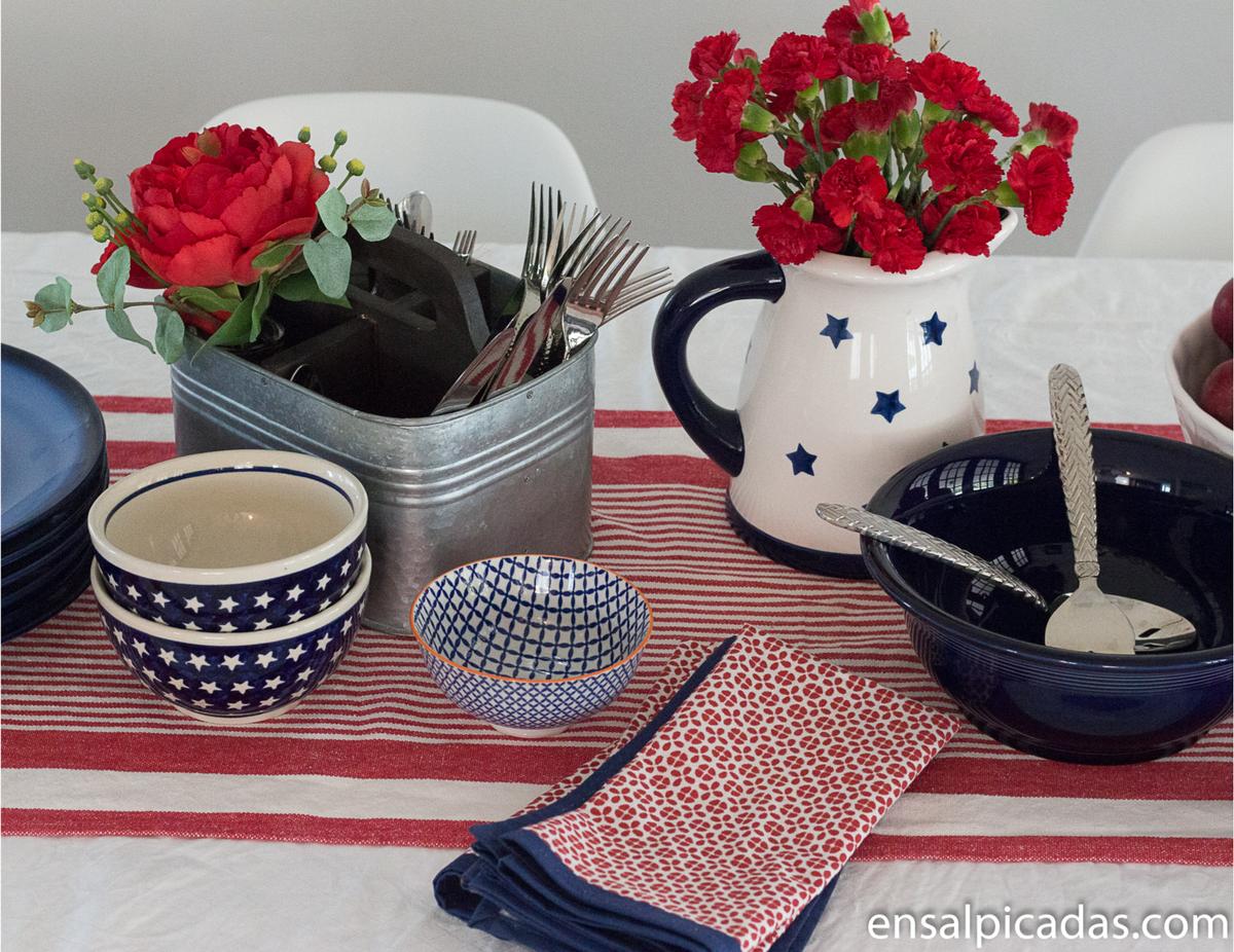 Mesa Decorada Rojo, Azul y Blanco. Tablescape, red, white and blue
